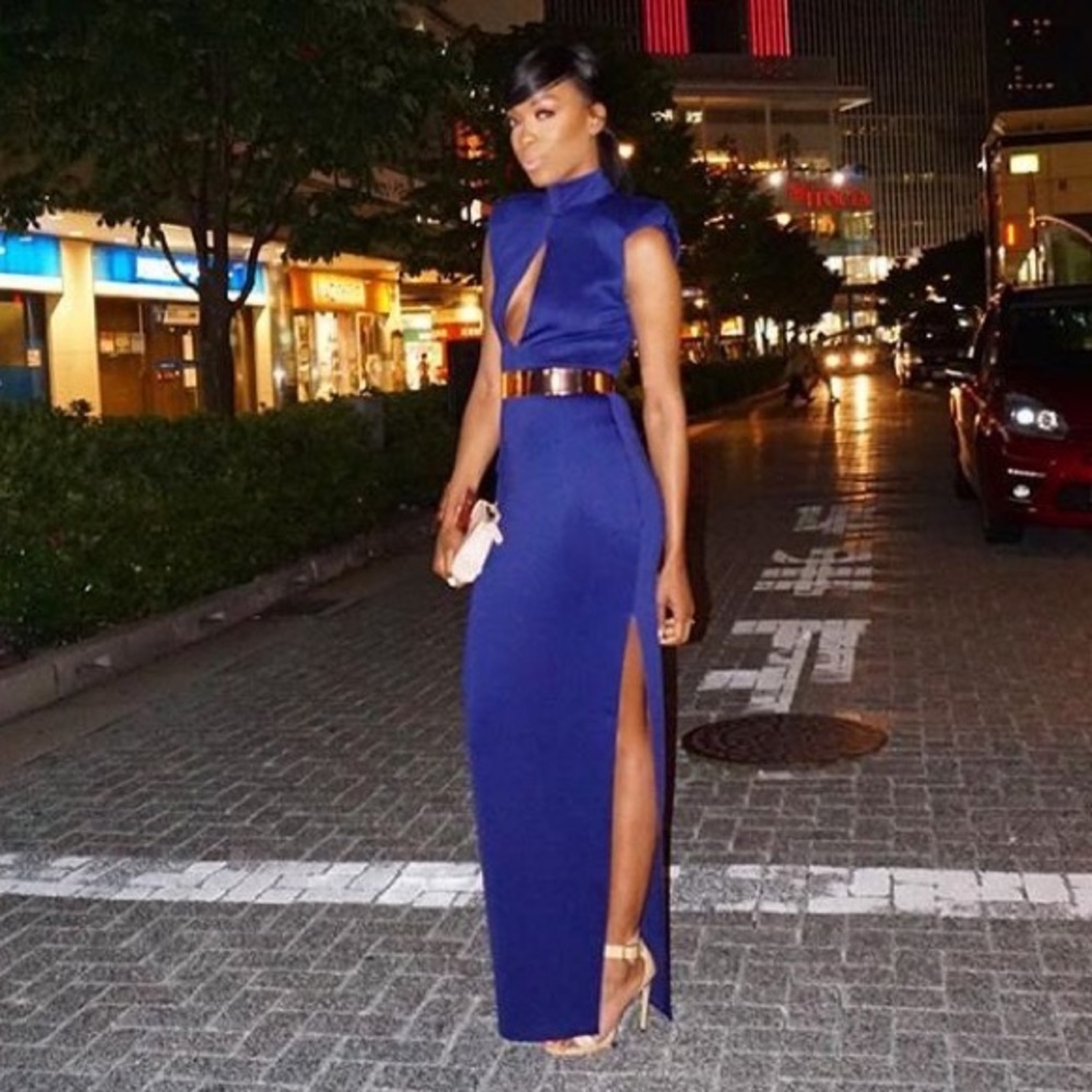 Blue form fitting maxi dress